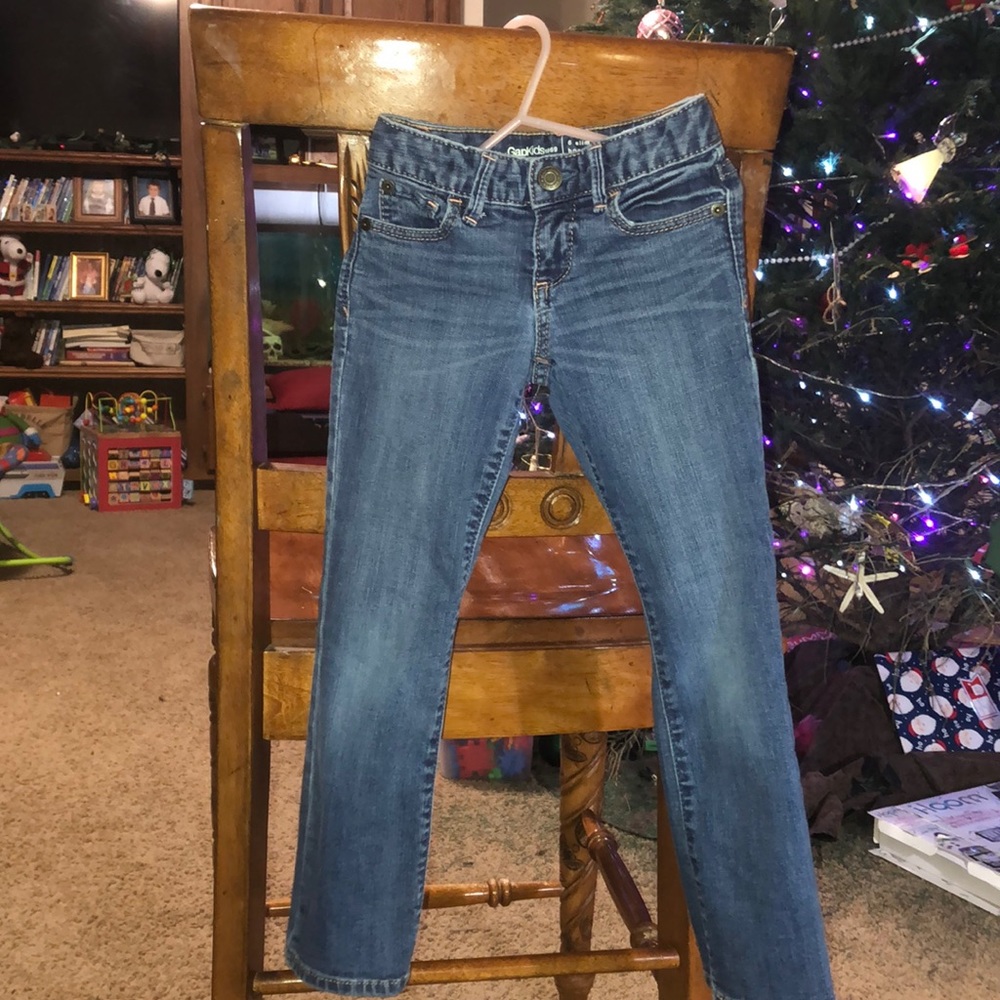 Girls slim boot adjustable waist jeans.